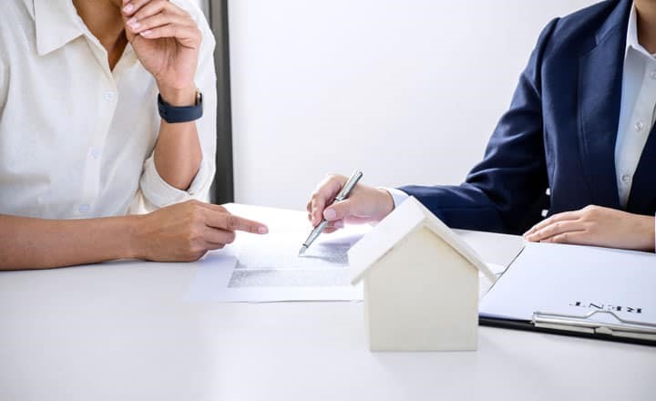 Những băn khoăn của khách hàng khi làm việc với môi giới văn phòng